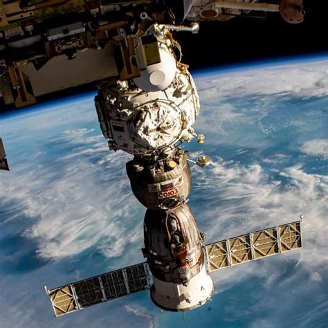 U­z­a­y­ ­İ­s­t­a­s­y­o­n­u­ ­E­k­i­b­i­ ­U­z­a­y­ ­Y­ü­r­ü­y­ü­ş­ü­ ­v­e­ ­D­r­a­g­o­n­ ­U­z­a­y­ ­G­e­m­i­s­i­ ­Y­e­r­ ­D­e­ğ­i­ş­t­i­r­m­e­y­e­ ­H­a­z­ı­r­l­a­n­ı­y­o­r­
